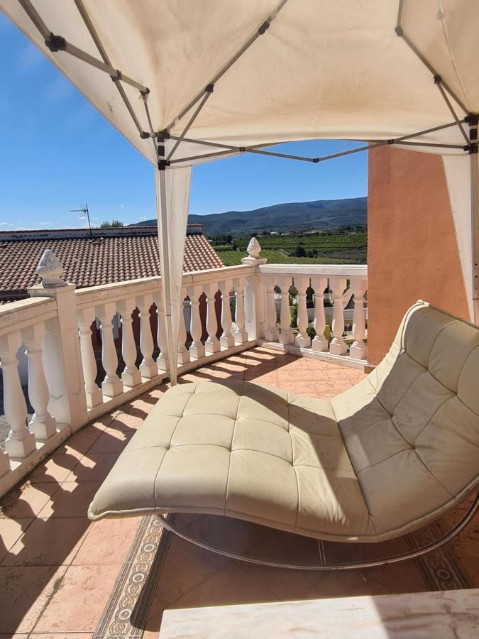 Chateau Angelique Villa Montroy Exterior foto